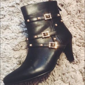 Gold bejeweled booties!